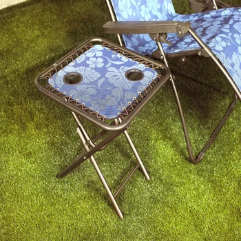 אושר ערסלים קיפול מרובע, שולחן צד W/ 2 מובנה, מחזיקי גביע, 20-ב. השטח (פרחים כחולים) חיצונית שולחן שולחן שולחן