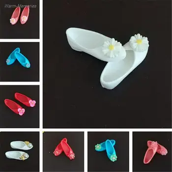 נעלי בובה קטנה סנדלים צעצוע מיני נעליים בליית בובות אביזרים